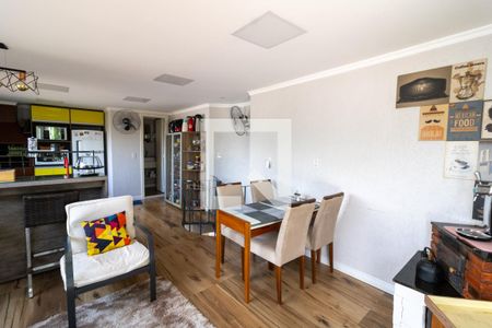 Sala de apartamento à venda com 2 quartos, 115m² em Medianeira, Porto Alegre