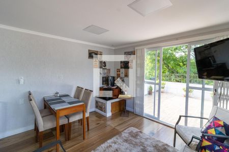 Sala de apartamento à venda com 2 quartos, 115m² em Medianeira, Porto Alegre