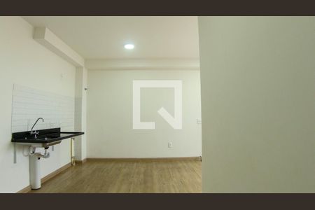 Sala de apartamento para alugar com 2 quartos, 41m² em Jardim Adutora, São Paulo