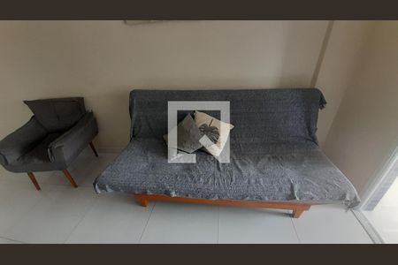 Sala de apartamento para alugar com 2 quartos, 72m² em Vila Caiçara, Praia Grande