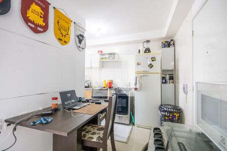 Sala de apartamento à venda com 2 quartos, 27m² em Conceicao, Osasco