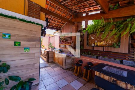 Casa à venda com 250m², 4 quartos e 4 vagas Casa à venda com 250m², 4 quartos e 4 vagasÁrea gourmet 2