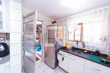 Casa à venda com 250m², 4 quartos e 4 vagas Casa à venda com 250m², 4 quartos e 4 vagasCozinha