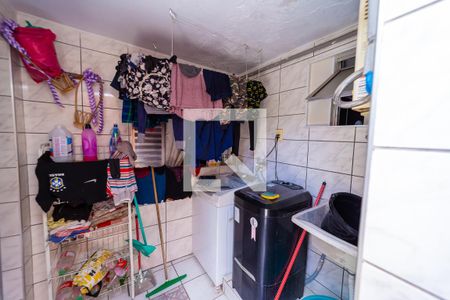 Casa à venda com 250m², 4 quartos e 4 vagas Casa à venda com 250m², 4 quartos e 4 vagasÁrea de Serviço