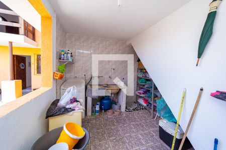 Casa à venda com 250m², 4 quartos e 4 vagas Casa à venda com 250m², 4 quartos e 4 vagasÁrea de Serviço 2