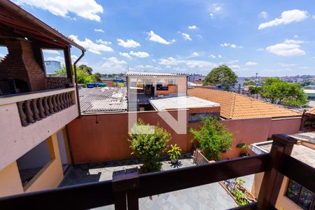 Casa à venda com 250m², 4 quartos e 4 vagas Casa à venda com 250m², 4 quartos e 4 vagasVaranda do Quarto 4