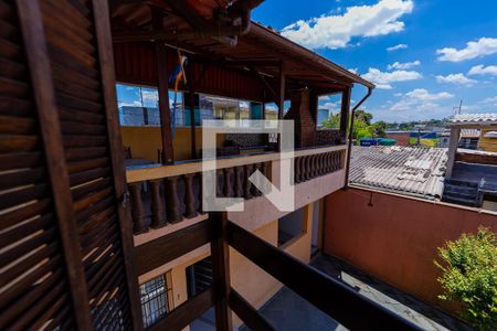 Casa à venda com 250m², 4 quartos e 4 vagas Casa à venda com 250m², 4 quartos e 4 vagasVaranda do Quarto 4