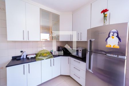 Casa à venda com 250m², 4 quartos e 4 vagas Casa à venda com 250m², 4 quartos e 4 vagasCozinha 2