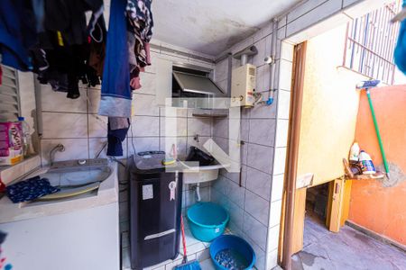 Casa à venda com 250m², 4 quartos e 4 vagas Casa à venda com 250m², 4 quartos e 4 vagasÁrea de Serviço