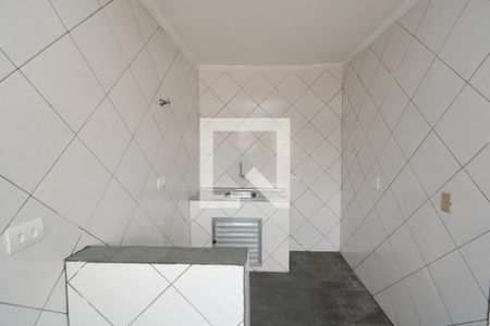 Cozinha e Área de Serviço de kitnet/studio para alugar com 1 quarto, 25m² em Jardim Anhanguera, São Paulo