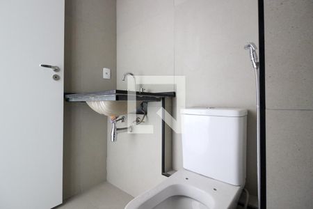 Banheiro de kitnet/studio à venda com 1 quarto, 29m² em Perdizes, São Paulo