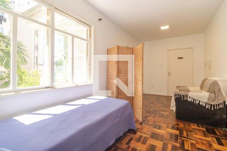 Sala/Quarto de kitnet/studio à venda com 1 quarto, 36m² em Azenha, Porto Alegre