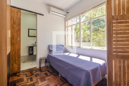 Sala/Quarto de kitnet/studio à venda com 1 quarto, 36m² em Azenha, Porto Alegre