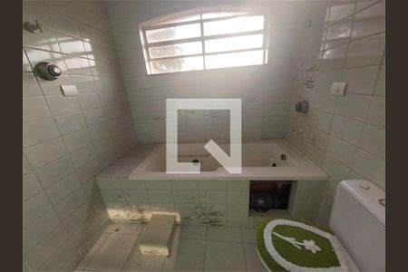 Casa à venda com 3 quartos, 460m² em Vila Jacuí, São Paulo