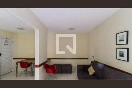 Apartamento à venda com 3 quartos, 59m² em Sítio Pinheirinho, São Paulo