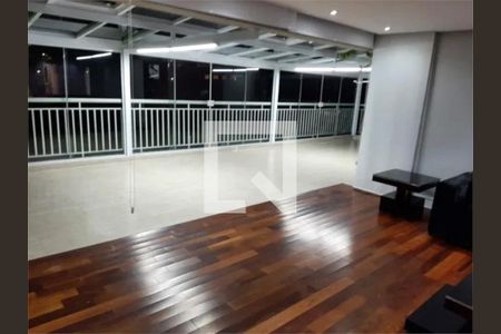 Apartamento à venda com 3 quartos, 190m² em Vila Firmiano Pinto, São Paulo