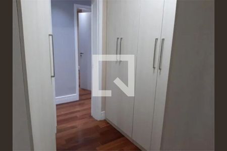 Apartamento à venda com 3 quartos, 190m² em Vila Firmiano Pinto, São Paulo