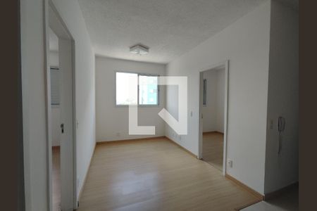 Sala de apartamento para alugar com 2 quartos, 40m² em Vila Sao Paulo, Ferraz de Vasconcelos