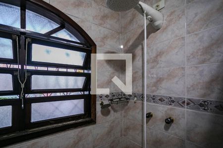 Casa para alugar com 288m², 4 quartos e 15 vagas Casa para alugar com 288m², 4 quartos e 15 vagasBanheiro do Quarto 2