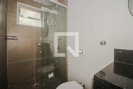 Banheiro de apartamento para alugar com 1 quarto, 39m² em Petrópolis, Porto Alegre