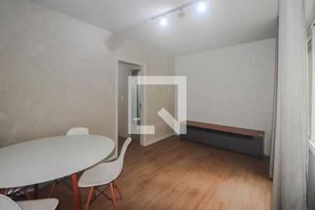 Sala de apartamento para alugar com 1 quarto, 39m² em Petrópolis, Porto Alegre