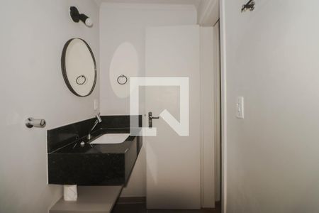 Banheiro de apartamento para alugar com 1 quarto, 39m² em Petrópolis, Porto Alegre