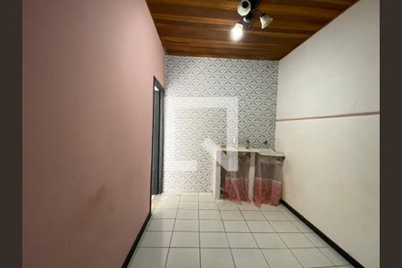 Sala de apartamento para alugar com 1 quarto, 20m² em Pilares, Rio de Janeiro