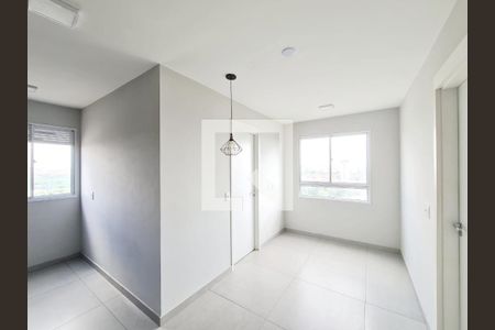 Sala de apartamento para alugar com 2 quartos, 36m² em Vila das Bandeiras, Guarulhos