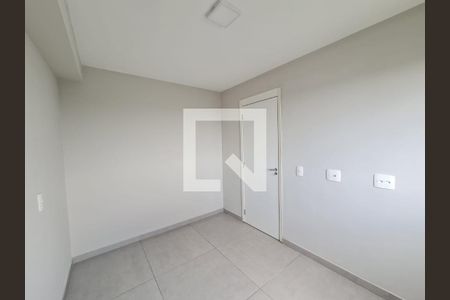 Dormitório 1 de apartamento para alugar com 2 quartos, 36m² em Vila das Bandeiras, Guarulhos