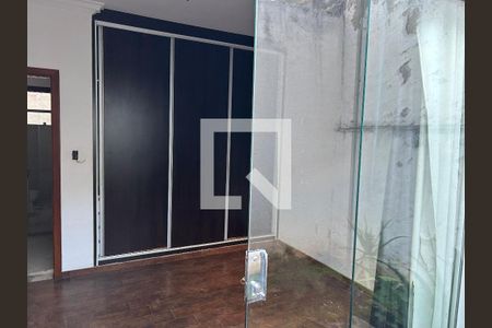 Quarto de apartamento à venda com 3 quartos, 120m² em Alvorada, Contagem