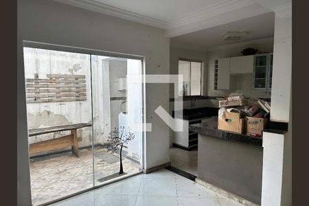 Sala de apartamento à venda com 3 quartos, 120m² em Alvorada, Contagem