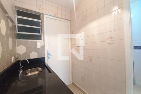 Cozinha de apartamento à venda com 1 quarto, 30m² em Vila Lidia, Campinas