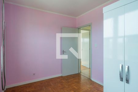 Quarto 2 de apartamento para alugar com 2 quartos, 52m² em Santa Tereza, Porto Alegre