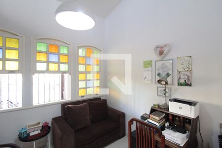 Sala de casa para alugar com 4 quartos, 150m² em Ouro Preto, Belo Horizonte