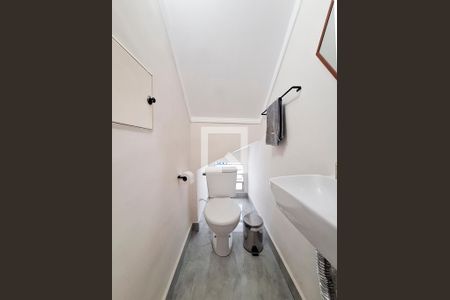 Lavabo de casa à venda com 3 quartos, 125m² em Vila Romero, São Paulo