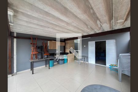 Varanda Sala de casa à venda com 3 quartos, 125m² em Vila Romero, São Paulo