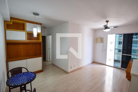 Sala de apartamento para alugar com 2 quartos, 65m² em Cachambi, Rio de Janeiro