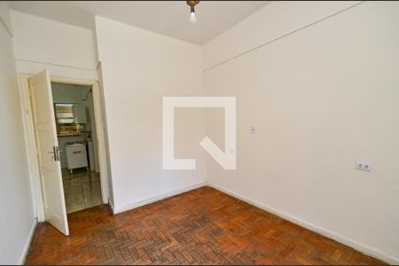 Quarto1 de apartamento para alugar com 2 quartos, 74m² em Centro, Belo Horizonte