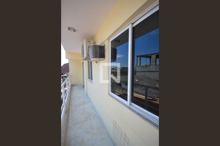 Sala-sacada de apartamento para alugar com 2 quartos, 77m² em Cabral, Nilópolis