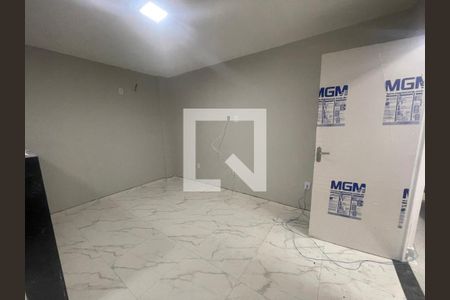 Sala de apartamento para alugar com 2 quartos, 50m² em Vila Santa Cruz, Duque de Caxias