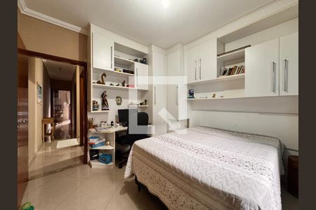 Quarto 1 de casa para alugar com 3 quartos, 132m² em Parque Sao Vicente, Santo André