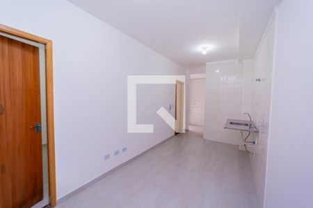 Sala/Cozinha de apartamento para alugar com 2 quartos, 40m² em Jardim Santa Maria, São Paulo