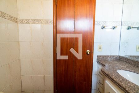 Banheiro da Suíte de apartamento para alugar com 3 quartos, 90m² em Chácara Inglesa, São Paulo