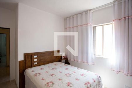 Quarto 1 de casa à venda com 4 quartos, 204m² em Vila Nogueira, Diadema