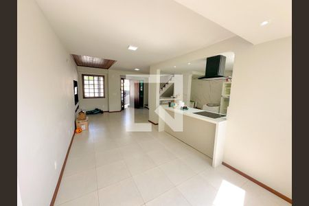 Sala  de apartamento para alugar com 2 quartos, 100m² em Ingleses do Rio Vermelho, Florianópolis