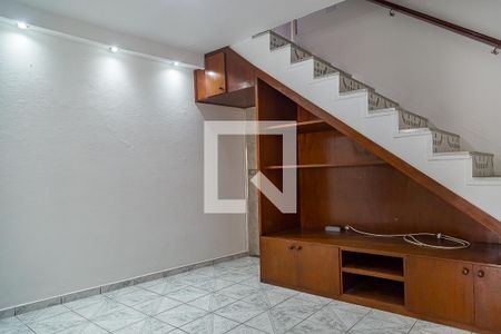 Sala de casa para alugar com 3 quartos, 71m² em Vila do Encontro, São Paulo