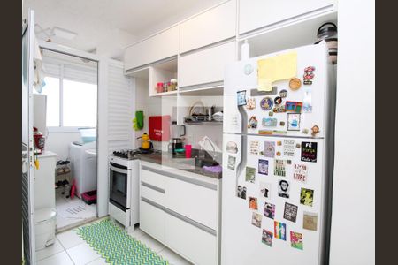 Sala/Cozinha de apartamento para alugar com 2 quartos, 47m² em Vila Medeiros, São Paulo