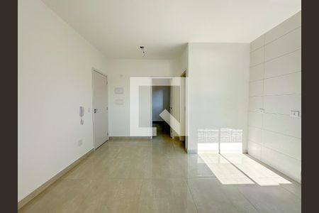 Sala/Cozinha de apartamento para alugar com 1 quarto, 39m² em Vila Mangalot, São Paulo