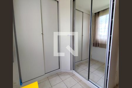 Quarto 2 de apartamento à venda com 2 quartos, 40m² em Palmares, Belo Horizonte