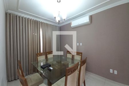 Sala de Jantar de casa para alugar com 3 quartos, 234m² em Parque Via Norte, Campinas